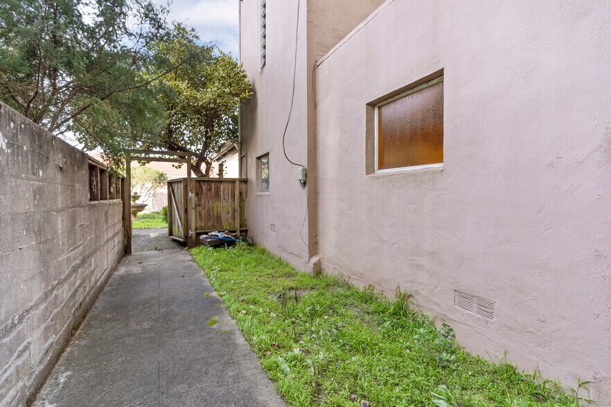 More Photos Of 6555 Geary Blvd, San Francisco Religious Facility For Sale