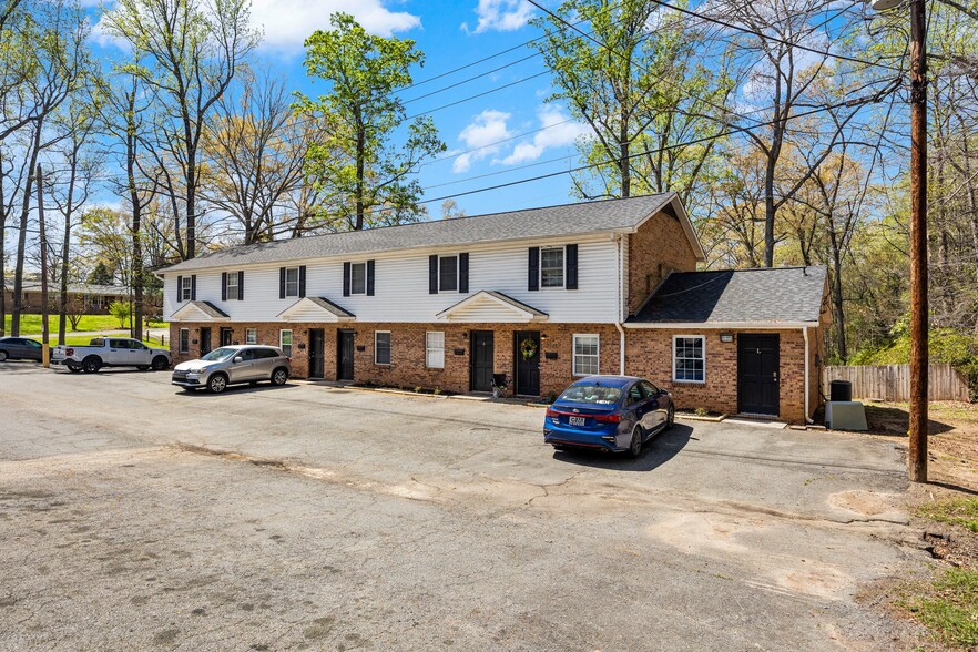 More Photos Of 118 Ethel Dr, Stanley Multifamily For Sale