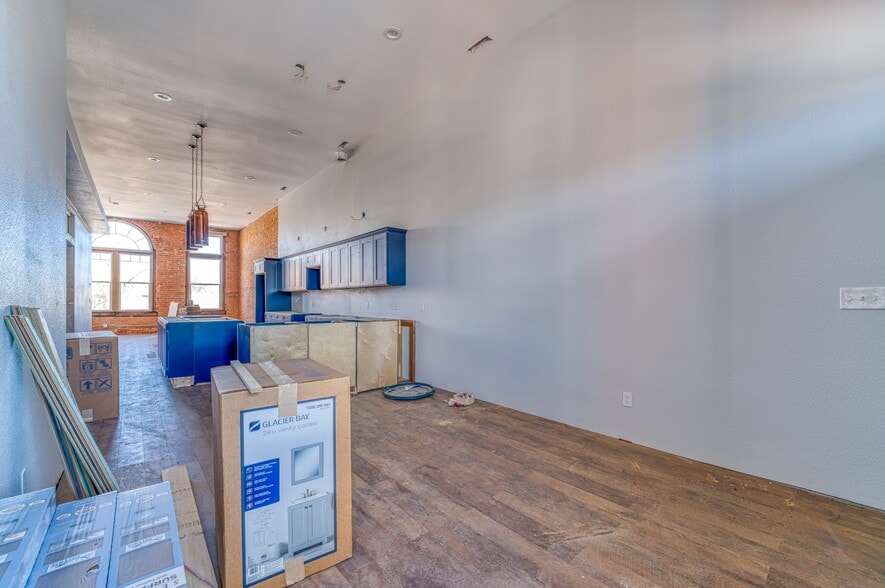 More Photos Of 119-119 1/2 Main St, Florence Storefront Retail Office For Sale