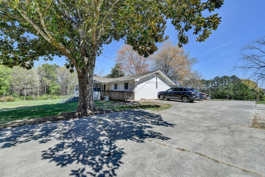 More Photos Of 1093 Panola Rd, Stone Mountain Specialty For Sale