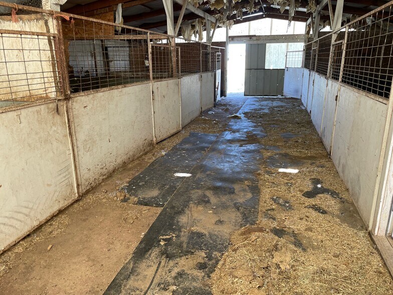 More Photos Of 2052 Wasatch Rd, Evanston Industrial For Sale