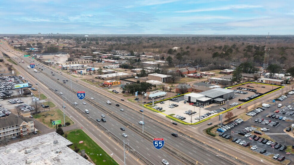 More Photos Of 5385 N I 55 St, Jackson Auto Dealership For Sale