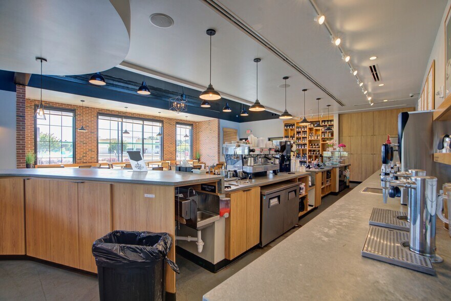 More Photos Of 640 Braves Blvd NE, Rome Freestanding For Sale
