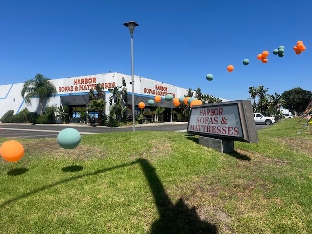 Primary Photo Of 2870 S Harbor Blvd, Santa Ana Warehouse For Lease