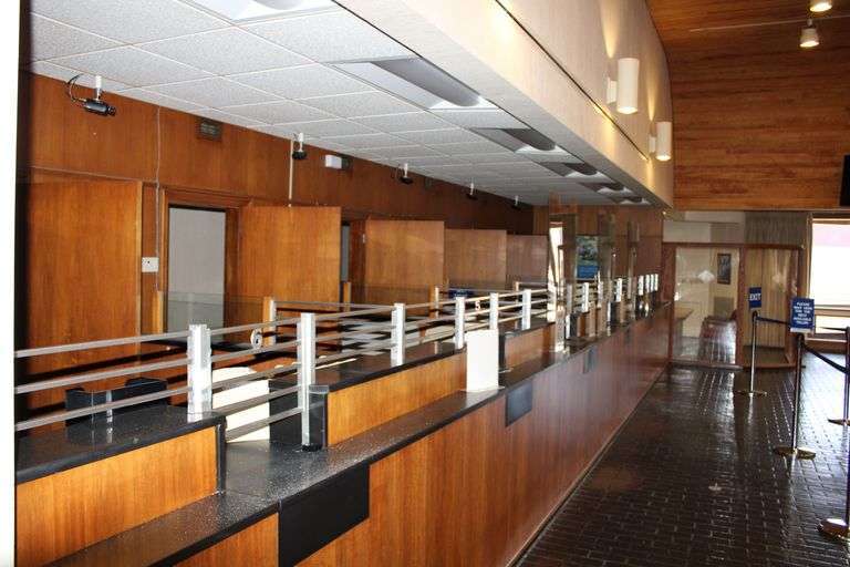 More Photos Of 604 Washington Ave, Greenville Bank For Lease