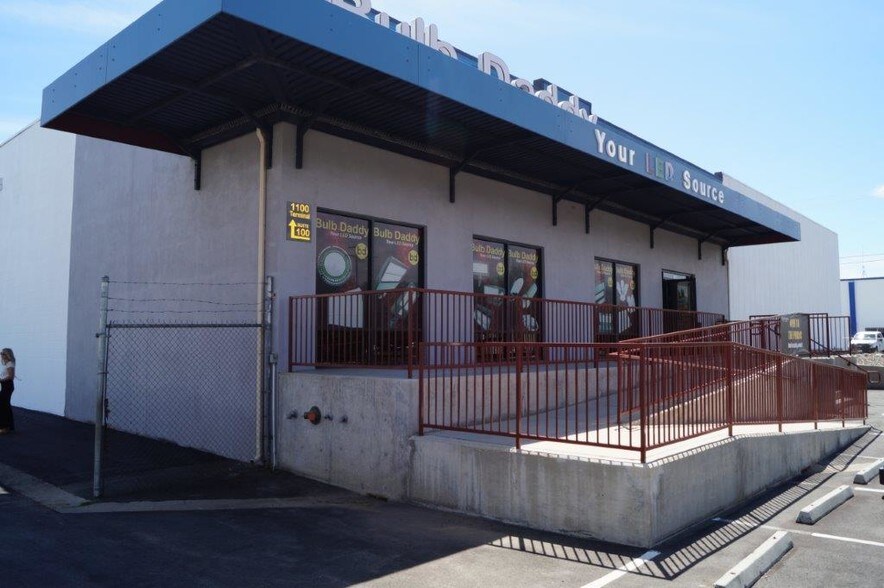 More Photos Of 1100 Terminal Way, Reno Showroom For Lease