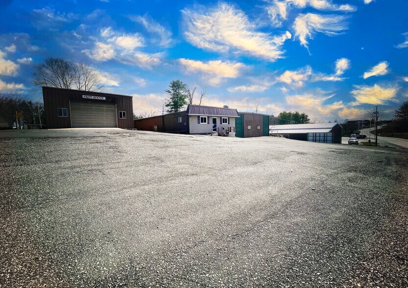 More Photos Of 324 Rural Acres Dr, Beckley Service For Sale