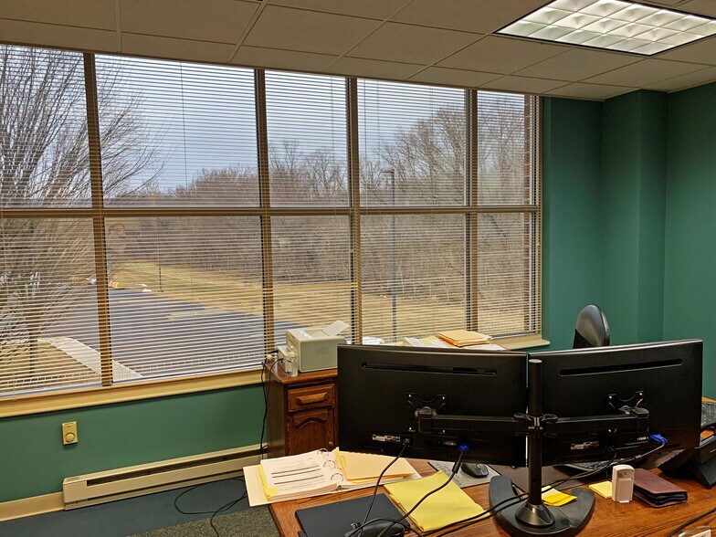 More Photos Of 600 Bent Creek Blvd, Mechanicsburg Office Residential For Sale