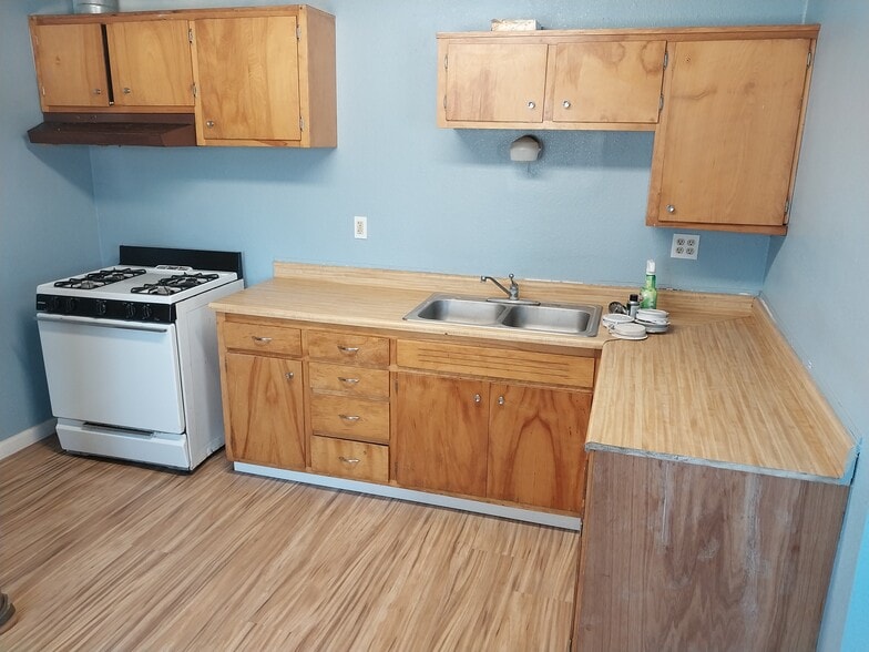 More Photos Of 7047 Norman Rd, Princeton Apartments For Sale