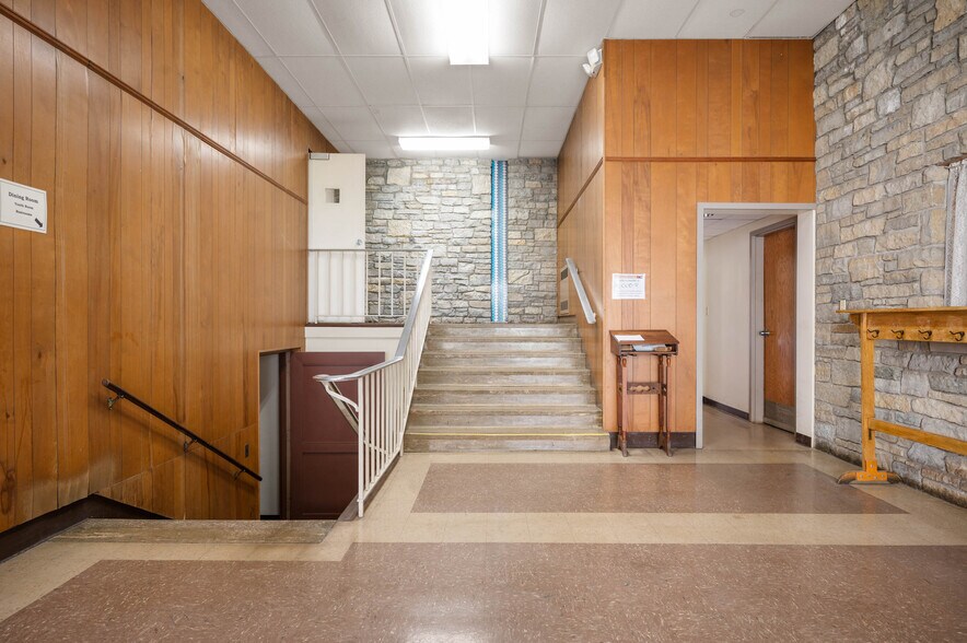 More Photos Of 418 W Adams St, Muncie Religious Facility For Sale