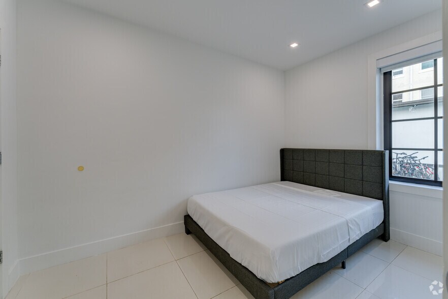 More Photos Of 733-737 Michigan Ave, Miami Beach Apartments For Sale