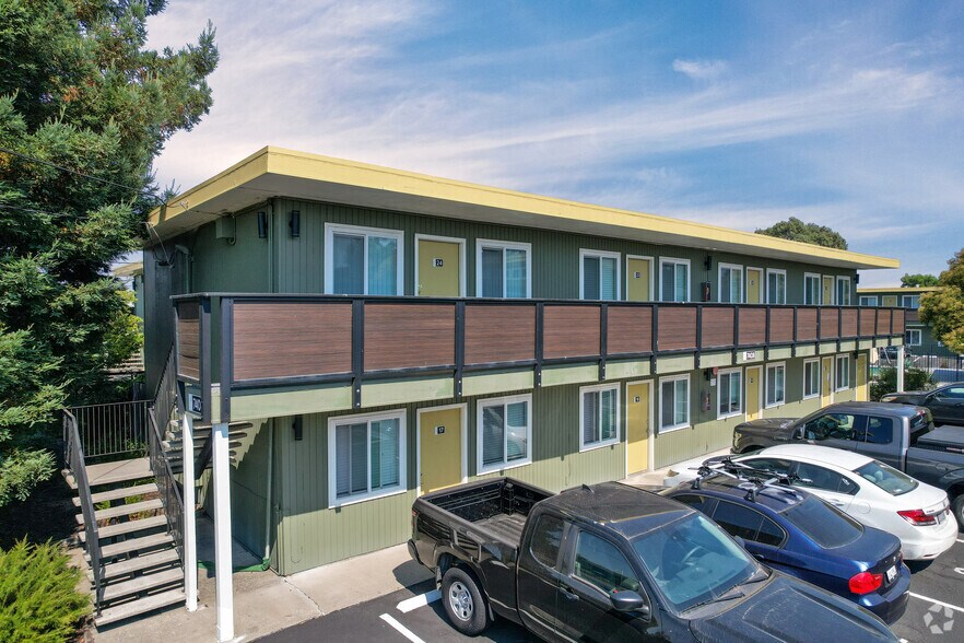 More Photos Of 7400 Bridgit Dr, Rohnert Park Apartments For Sale