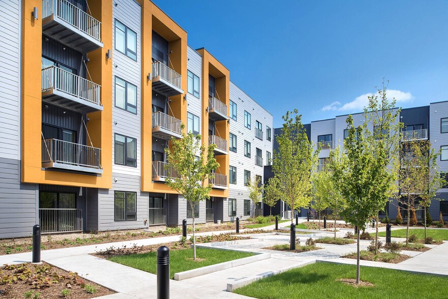 More Photos Of 1000 Berkley Pky, Kansas City Apartments For Sale
