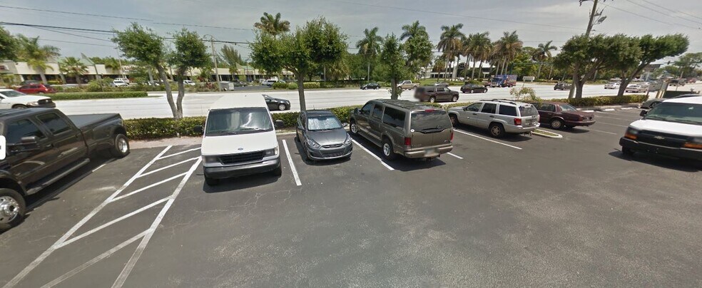 More Photos Of 1924-1960 S Federal Hwy, Stuart Unknown For Lease