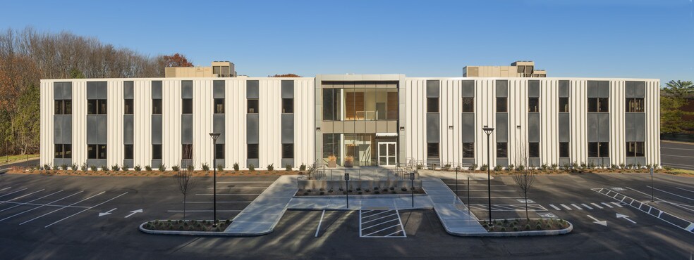 More Photos Of 1 Patriots Park, Bedford Research And Development For Lease