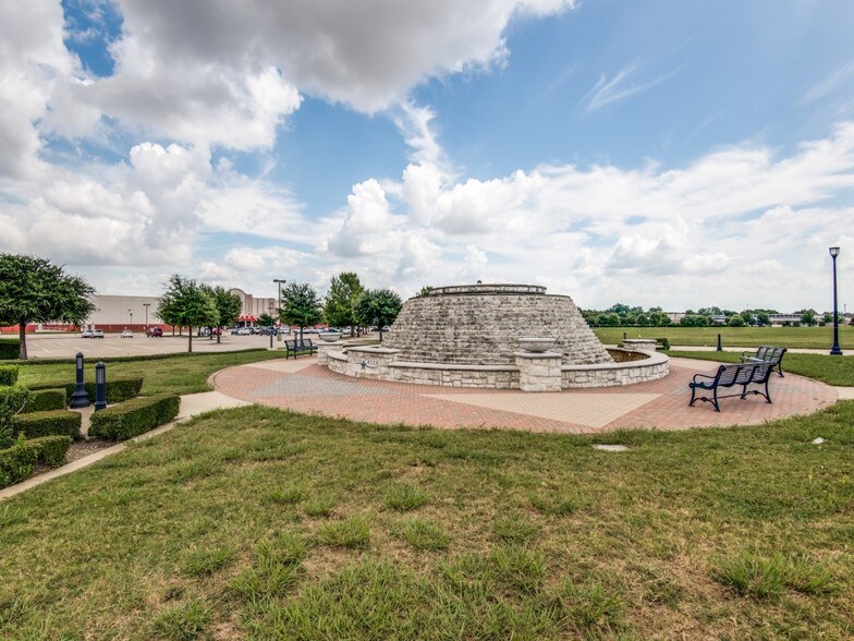 More Photos Of 977 State Highway 121, Allen Land For Sale