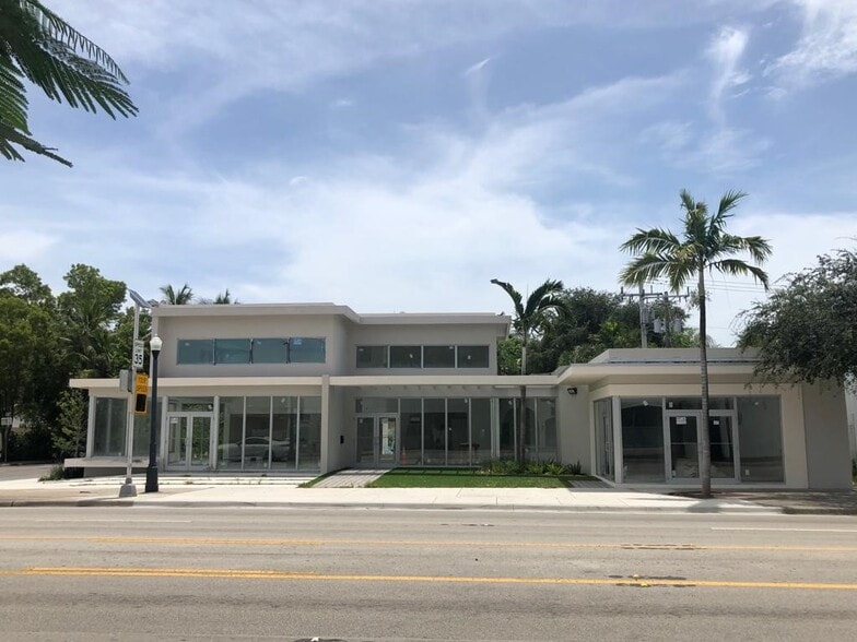 Primary Photo Of 7111 Biscayne Blvd, Miami Freestanding For Sale