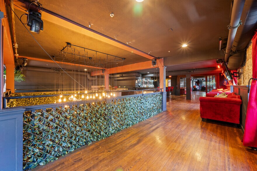 More Photos Of 197 E 2nd St, Pomona Bar For Sale