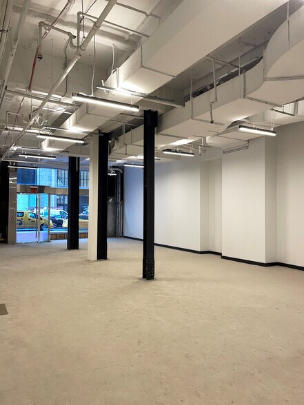 More Photos Of 551 Madison Ave, New York Office For Lease