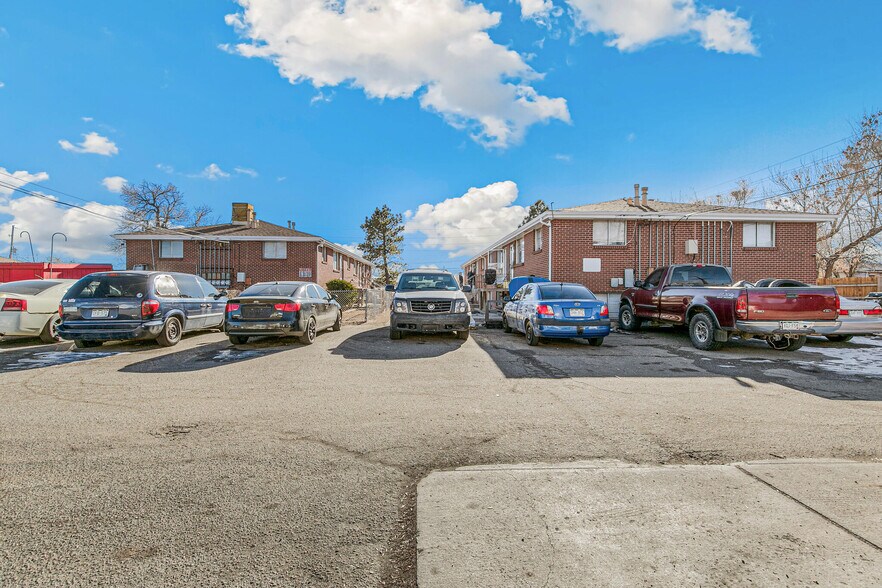 More Photos Of 5325 & 5335 W 4th Ave, Lakewood Apartments For Sale