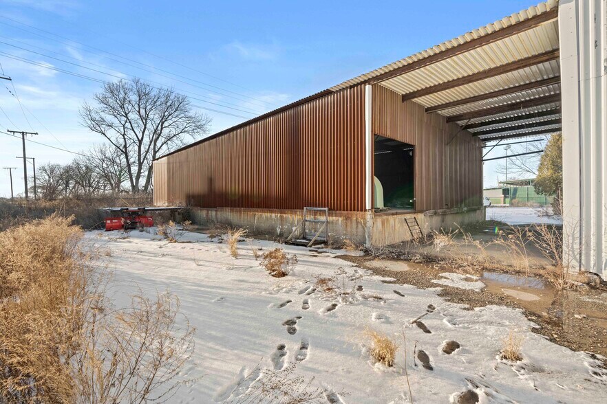 More Photos Of 4450 Euclid, East Chicago Warehouse For Sale