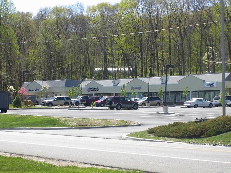 More Photos Of 240 US Highway 206, Flanders Restaurant For Lease