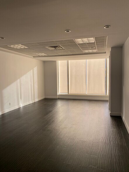 More Photos Of 1908 Coney Island Ave, Brooklyn Medical For Sale