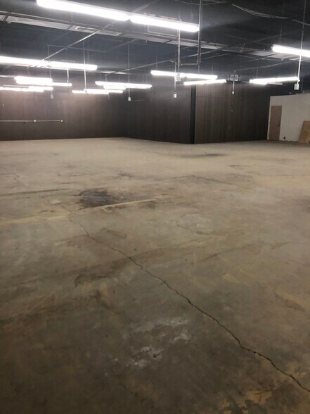 More Photos Of 1200 Hartford Ave, Johnston Light Manufacturing For Lease