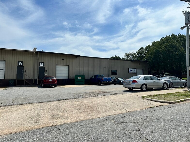 Primary Photo Of 721 N Long St, Salisbury Warehouse For Lease