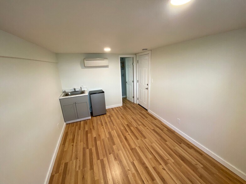 More Photos Of 8705 E 63rd Trafficway, Kansas City Apartments For Sale
