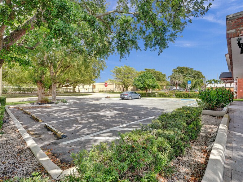 More Photos Of 8080 Pasadena Blvd, Pembroke Pines Rehabilitation Center For Sale