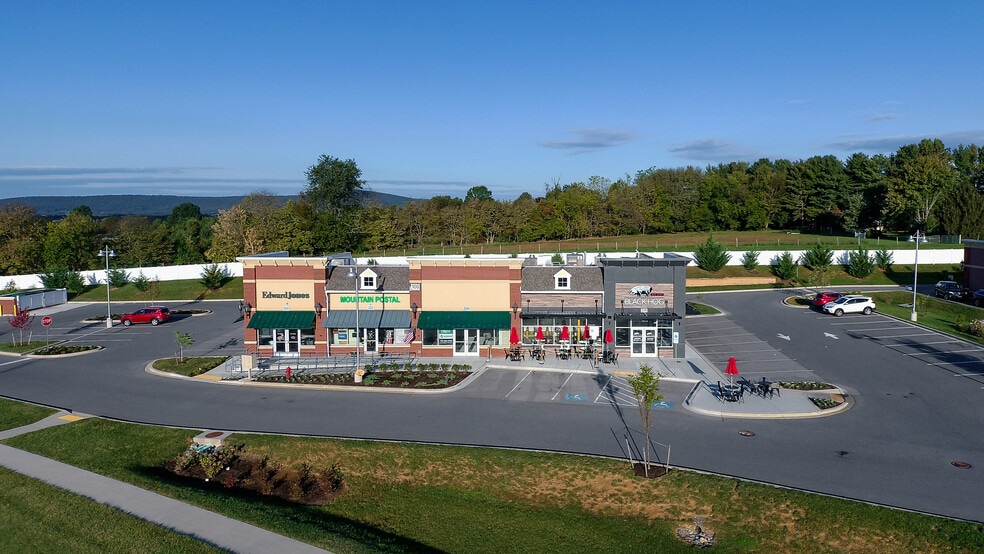 More Photos Of , Middletown General Retail For Sale