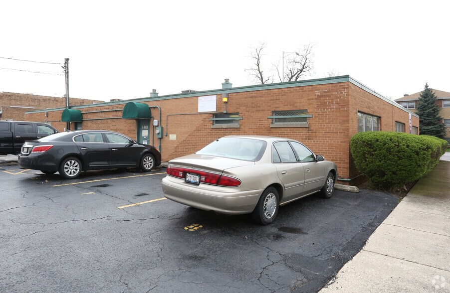 More Photos Of 1405 S Harlem Ave, Berwyn Office For Sale