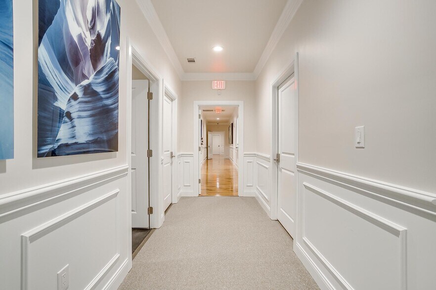 More Photos Of 924 Foster Ln, Weatherford Medical For Lease