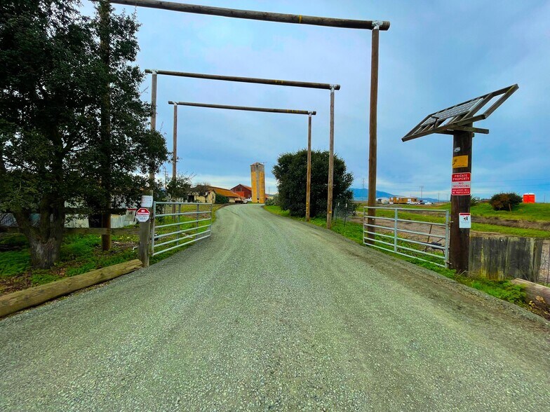 More Photos Of 3900 Hwy 37, Petaluma Land For Lease