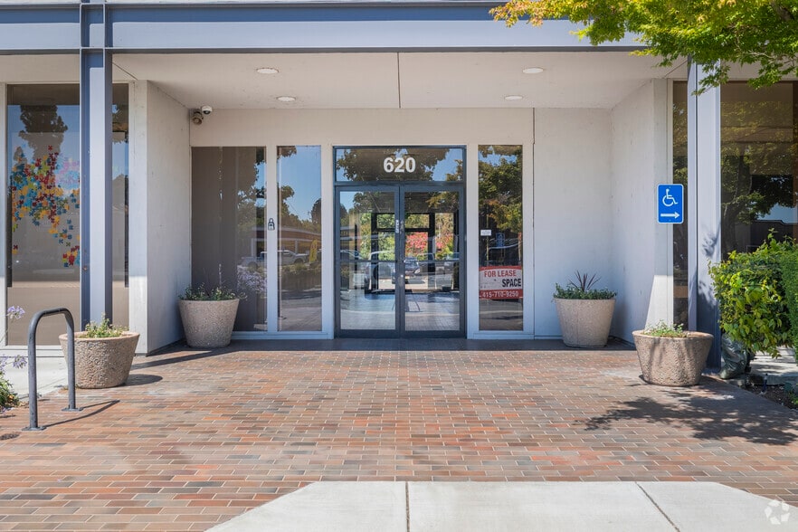 More Photos Of 620 Contra Costa Blvd, Pleasant Hill Office For Lease