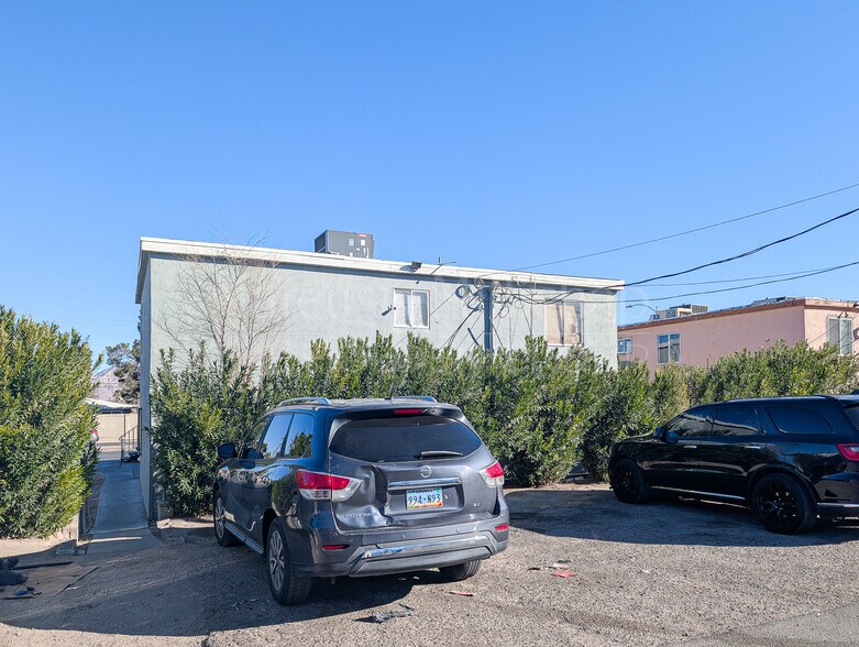 More Photos Of 841 N Bruce St, Las Vegas Apartments For Sale