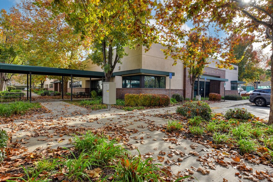 More Photos Of 1540 Drew Ave, Davis Research And Development For Lease