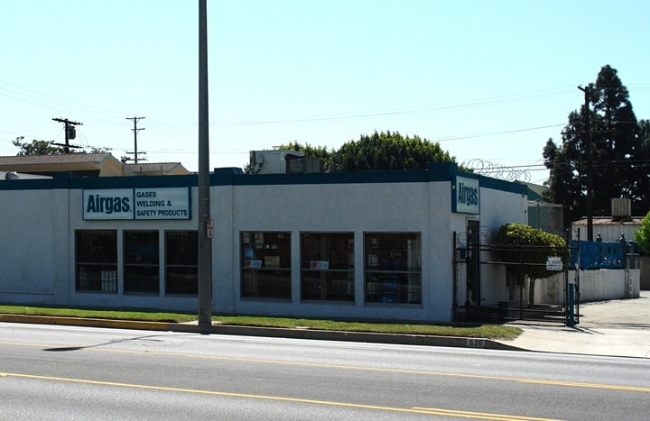 More Photos Of 520 W Pacific Coast Hwy, Long Beach Flex For Sale