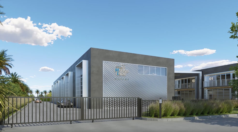 Primary Photo Of 5755 Bessie Dr, Sarasota Parking Garage For Sale