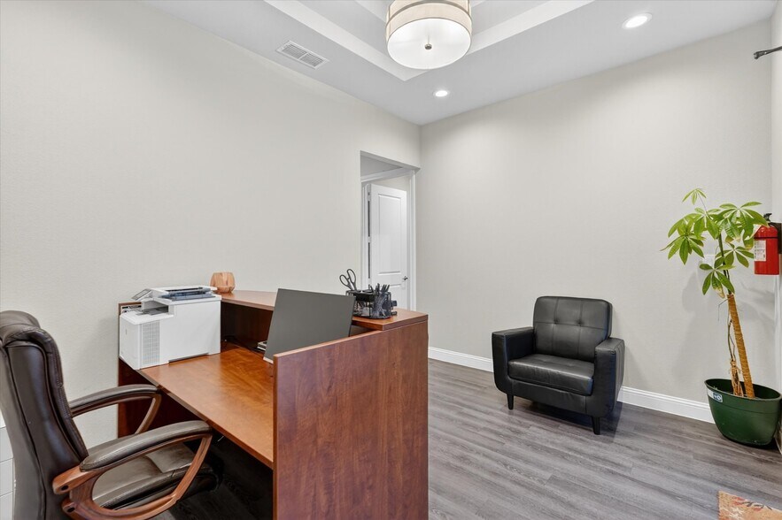 More Photos Of 291 S Preston Rd, Prosper Office For Lease