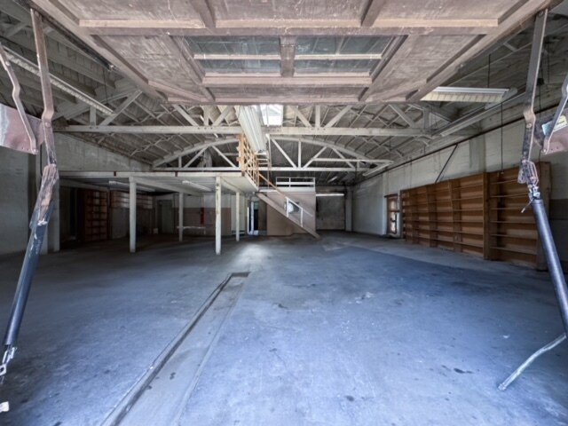 More Photos Of 1117 E Redondo Blvd, Inglewood General Retail For Sale