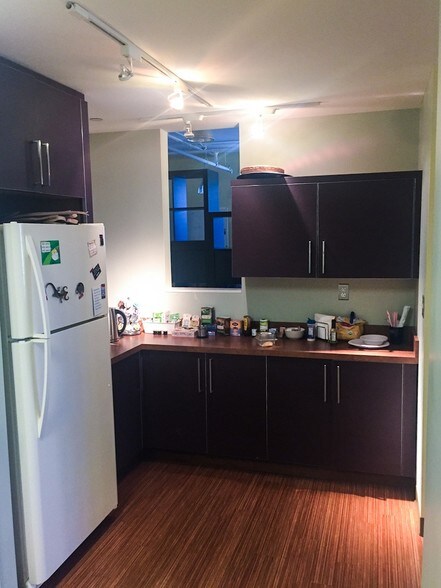 More Photos Of 213-215 S Ashley St, Ann Arbor Office For Lease