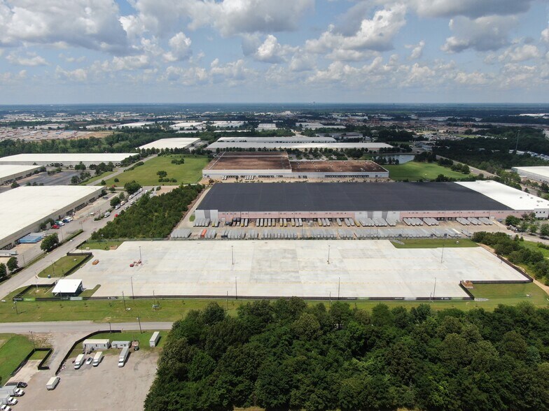 More Photos Of 5178 Citation Dr, Memphis Parking Lot For Lease