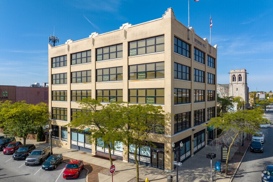 More Photos Of 205 W Market St, Lima Office For Sale