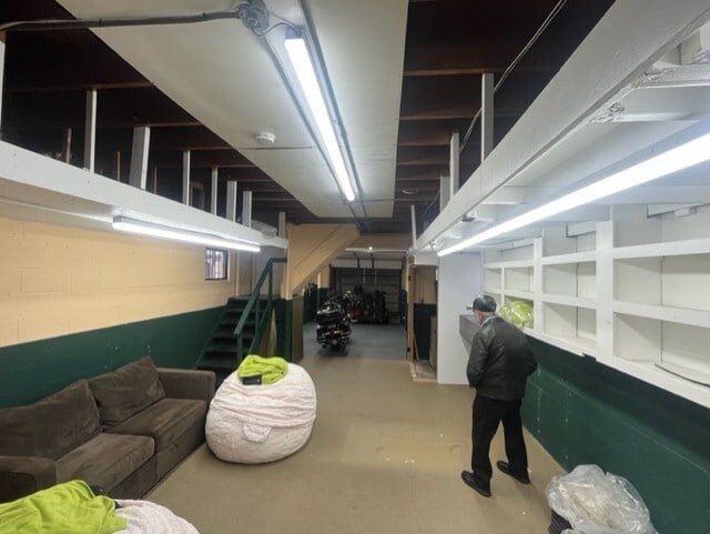 More Photos Of 2515 Mountain Rd, Pasadena Freestanding For Lease