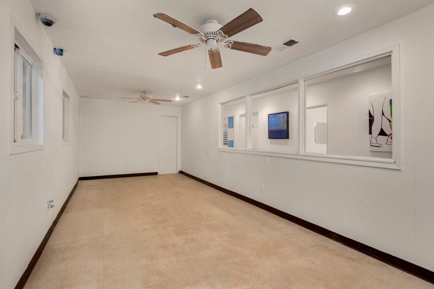 More Photos Of 722 W Craig Pl, San Antonio Manufacturing For Lease