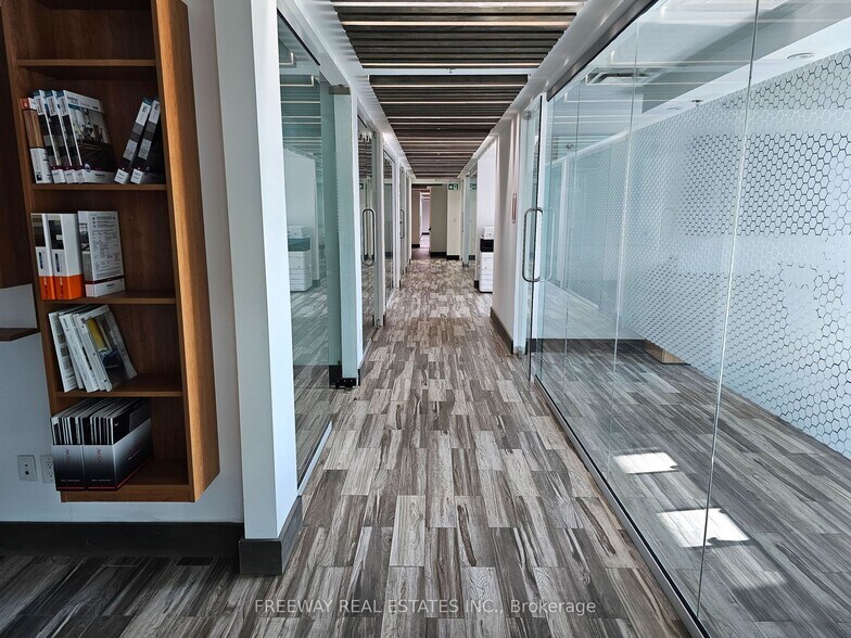 More Photos Of 25 Sun Pac Blvd, Brampton Industrial For Sale