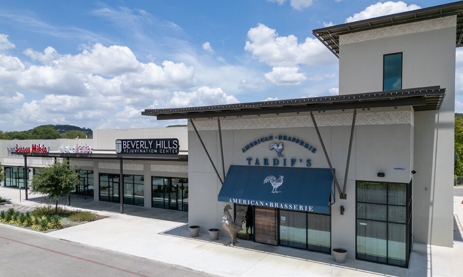 More Photos Of 23110 W I-10, San Antonio Storefront For Lease