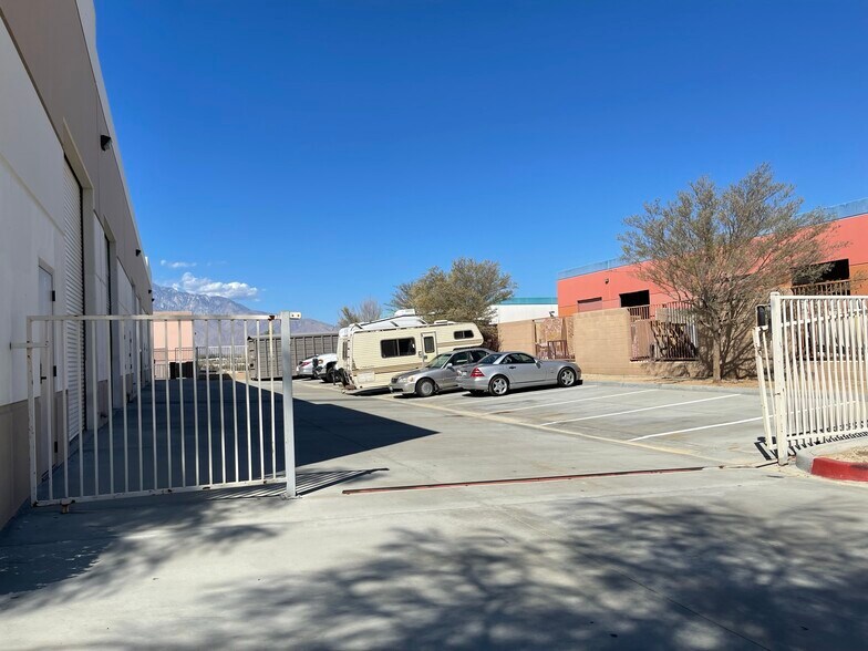 More Photos Of 72088 North Shore St, Thousand Palms Light Distribution For Lease